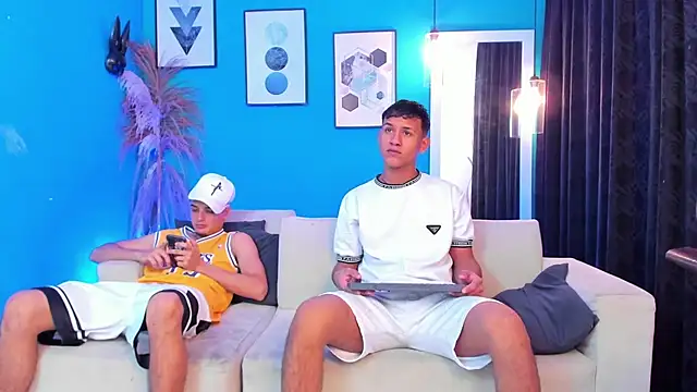 KingOfHeavens 2 online show from February 25, 8:51 pm