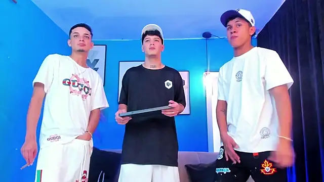 KingOfHeavens 2 online show from March 13, 7:48 pm