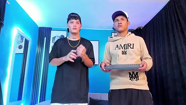 KingOfHeavens 2 online show from March 18, 7:52 pm