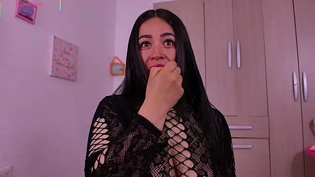 im natalia online show from June 11, 10:01 am