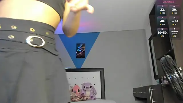 Katee mos online show from March 12, 5:59 pm