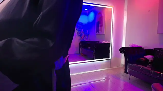 Madame scarlett online show from June 14, 11:32 am