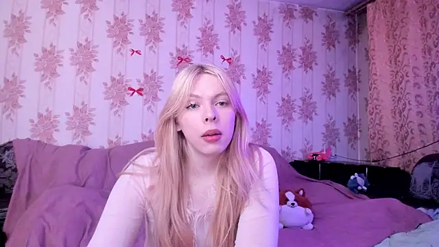 Cutie Bambi online show from February 22, 11:22 am