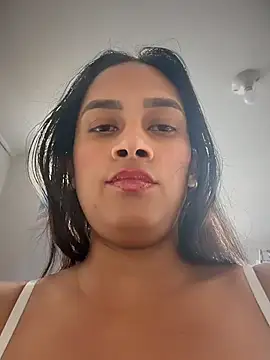 LunaHeat online show from July 20, 5:03 pm