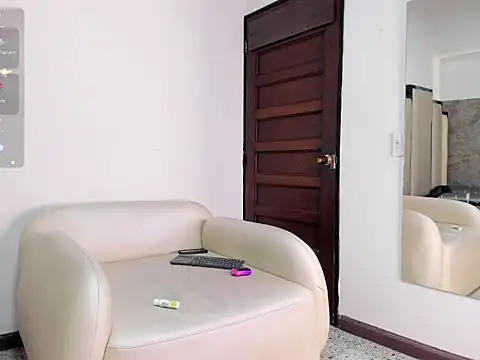 Philipp-Jones online show from March 18, 4:23 pm