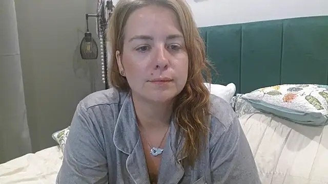 HazelSkyesChat online show from July 9, 1:41 am