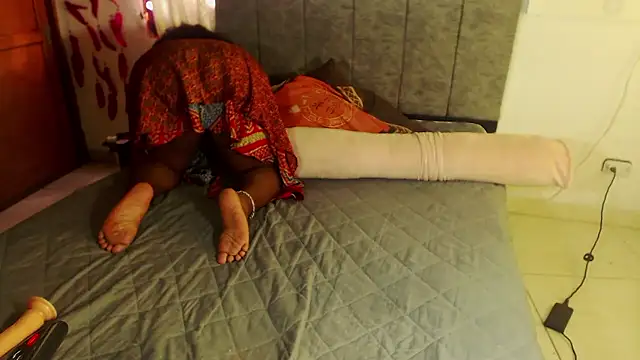 karlaebony online show from February 20, 3:46 pm