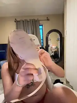 romyamo online show from July 8, 1:41 am