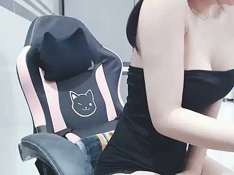 Heylen bee online show from March 17, 6:01 pm