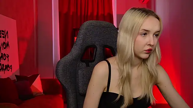 MaoqiBeverly online show from March 14, 7:42 am