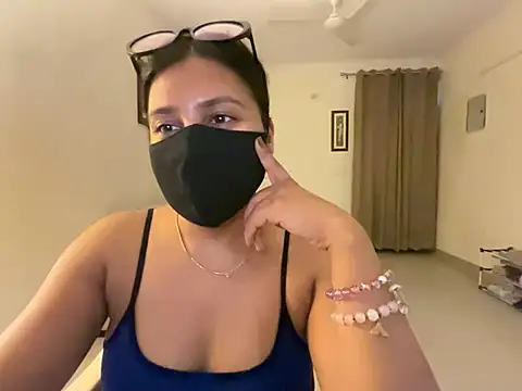 Anna girl22 online show from May 2, 9:18 pm