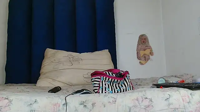SexyyMandy online show from July 6, 8:08 am