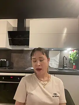 Just-Lilly online show from June 14, 2:35 am