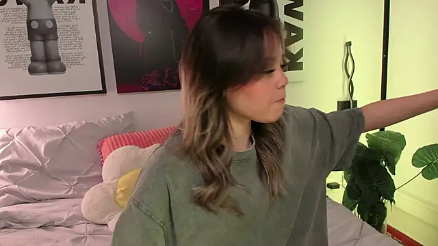 Hey lucy   online show from March 4, 12:23 pm