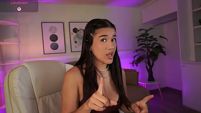 IvyGrabes online show from July 25, 12:12 pm