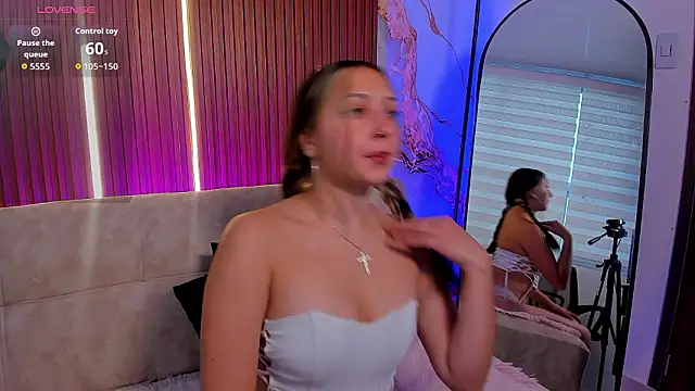 Giselle Laurens  online show from March 10, 2:21 pm