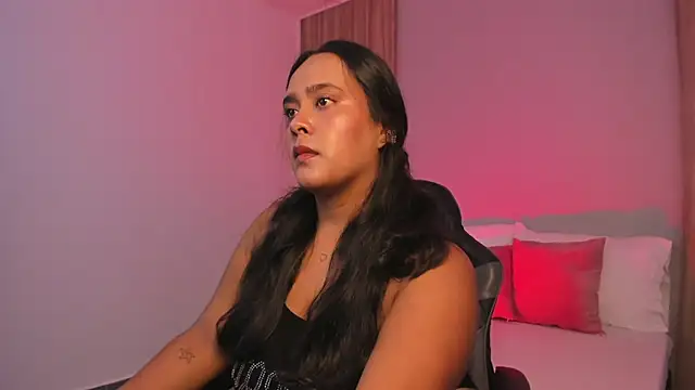 sophia solerr online show from June 17, 2:57 am