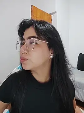 Iam Eli11 online show from February 19, 11:58 pm