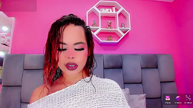 ManuelaJohnson online show from July 2, 1:06 pm