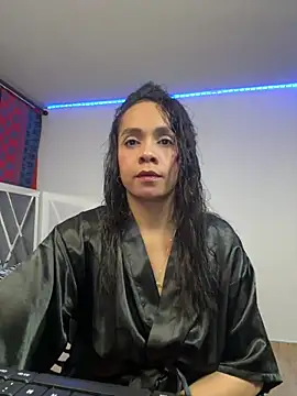 paula lopez   online show from July 22, 11:50 pm
