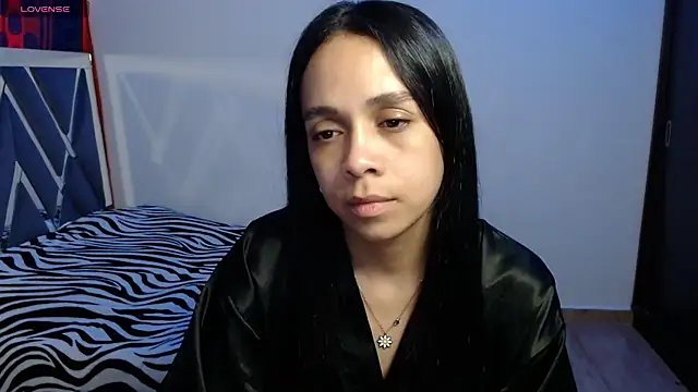 paula lopez   online show from June 20, 10:35 pm