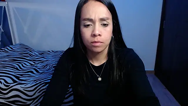 paula lopez   online show from July 4, 1:01 am