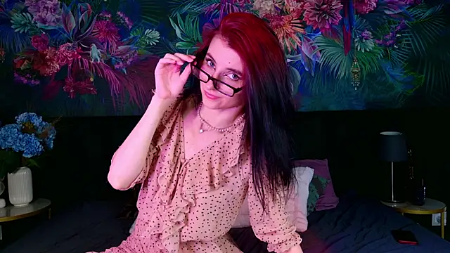 NicoleLuxe online show from July 16, 6:12 pm