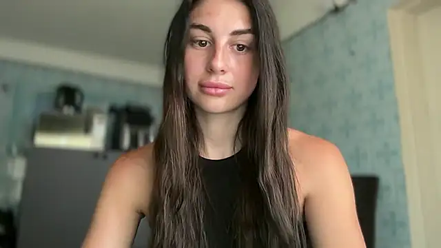 LiluMartiznir online show from July 8, 8:16 am