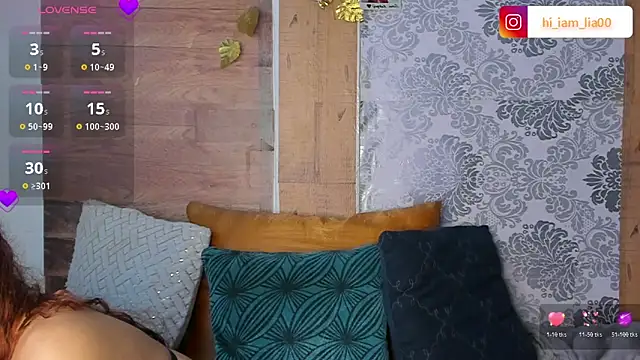 LiaHansson00 online show from February 27, 4:07 pm