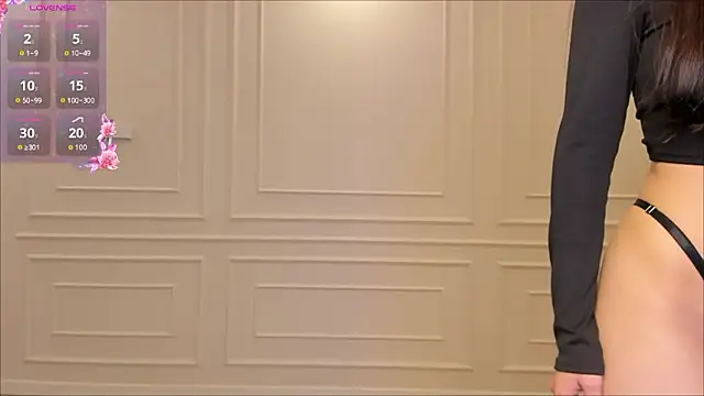 Silviane X online show from February 21, 7:25 pm