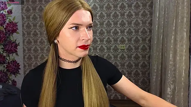 Anna inHear online show from July 10, 8:53 pm
