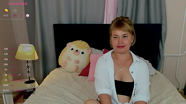 MaryClars online show from June 6, 7:14 am