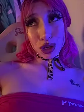 Maaddy LS online show from March 15, 8:33 pm