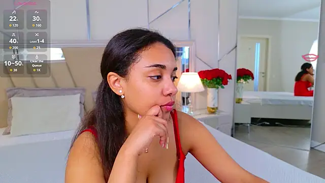 Luna Cortier online show from June 19, 5:22 am