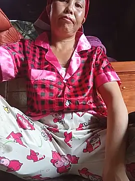 lena-cute online show from June 14, 2:09 am