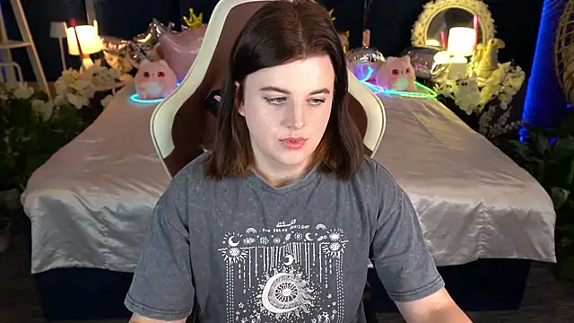 KristiFoxy online show from June 14, 12:27 pm