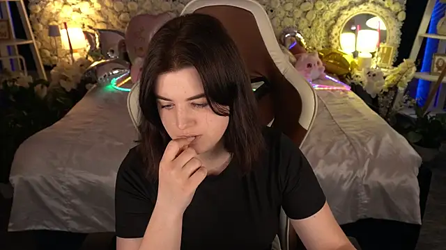KristiFoxy online show from June 3, 12:28 pm