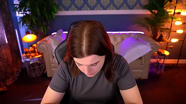KristiFoxy online show from June 16, 12:39 pm