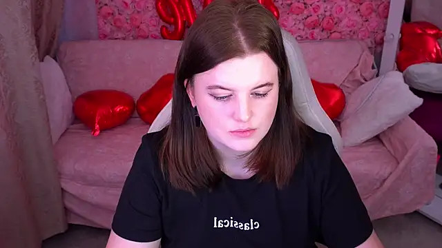 KristiFoxy online show from February 18, 10:47 am