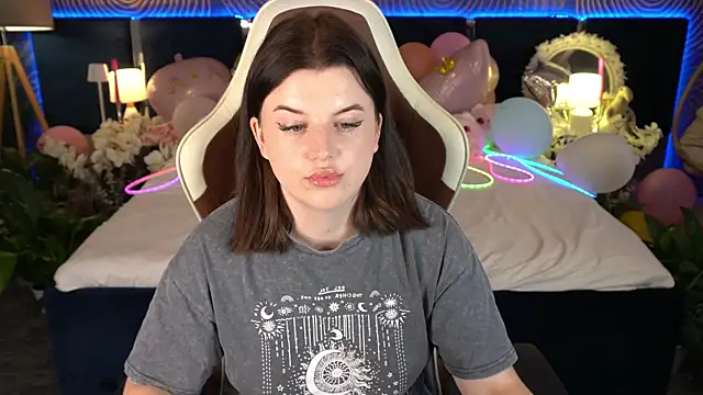 KristiFoxy online show from July 19, 12:29 pm