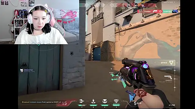 MollysLand online show from March 18, 10:31 am