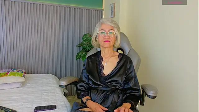 miss monserrate01 online show from June 29, 2:17 pm
