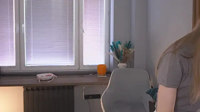 FranciscaGaring online show from March 19, 7:13 am