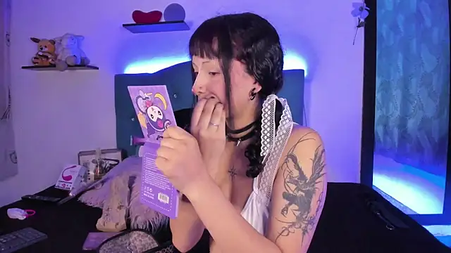 Gemma honey online show from March 11, 1:25 pm