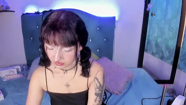 Gemma honey online show from February 11, 1:45 pm