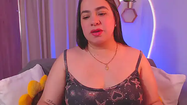 isabum  online show from March 13, 4:30 pm