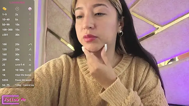 Dahiana Dmour  online show from March 3, 12:44 pm