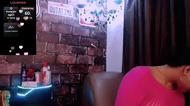 MariyaNovakie online show from April 29, 12:30 pm