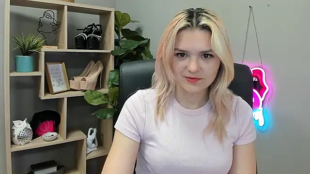 SweetLilyxo online show from July 31, 6:58 am