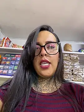 Annie Alicee online show from July 14, 11:31 pm